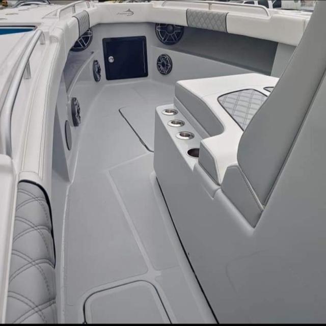 Boat Detailing and Maintenance
