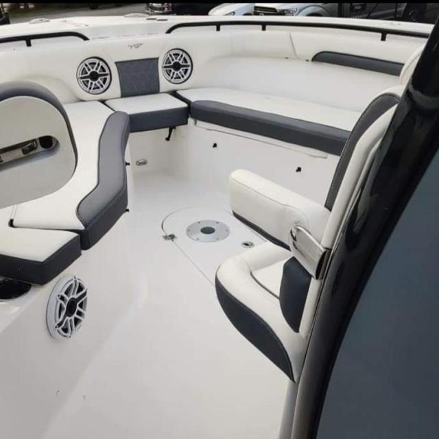 Boat Detailing and Maintenance